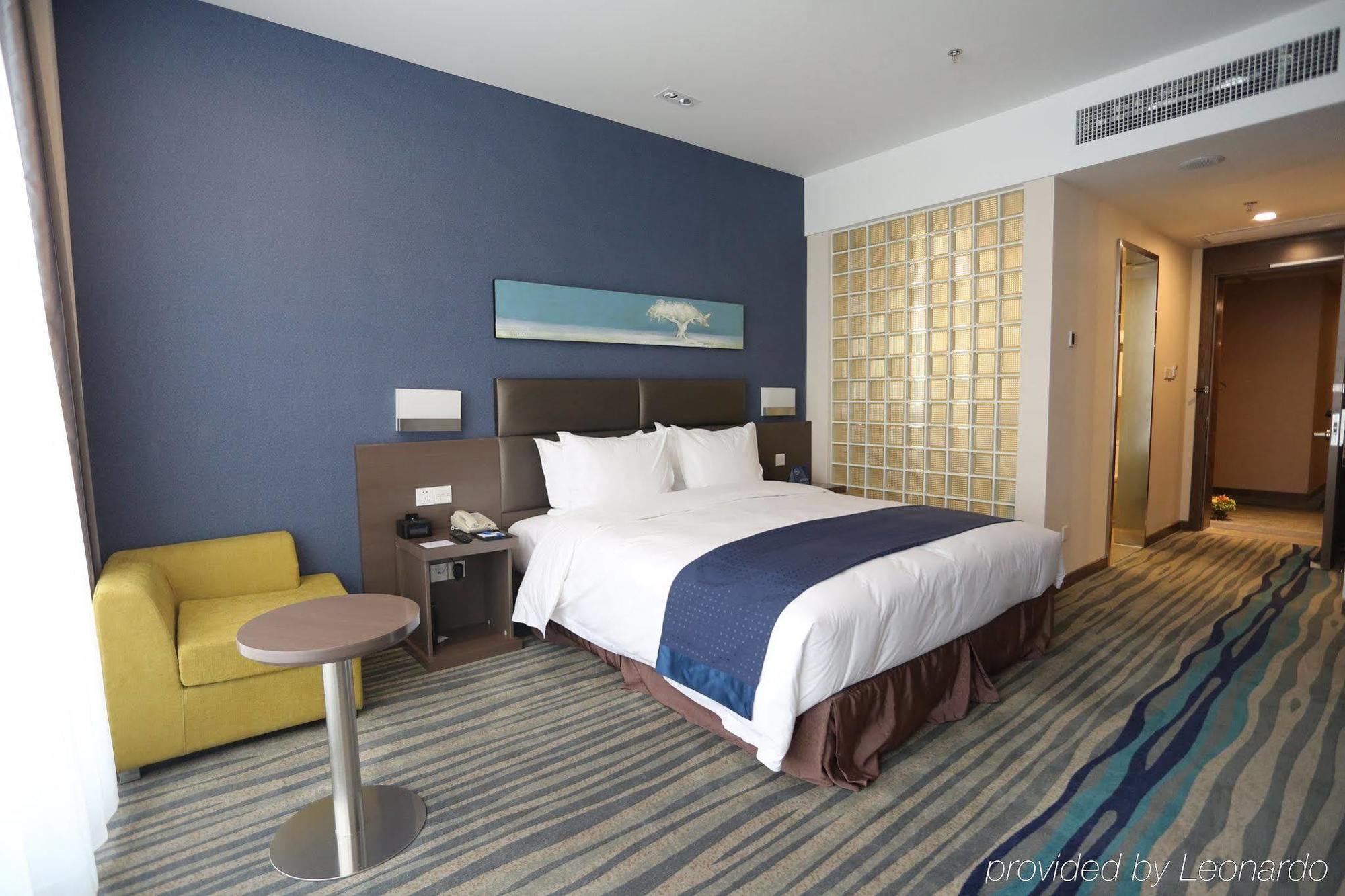 Holiday Inn Express Shenyang North Station By Ihg Exterior foto